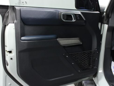 Used 2023 Ford Bronco Outer Banks AWD/4WD image 11