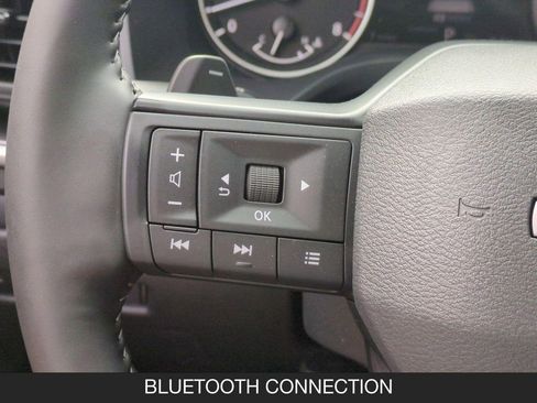 New 2026 Nissan Rogue SV FWD image 17