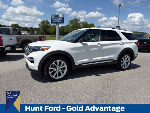 Used 2023 Ford Explorer Platinum w/ Technology Package AWD/4WD image 1