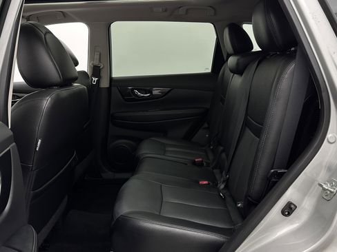 Used 2017 Nissan Rogue SL w/ SL Premium Package FWD image 26