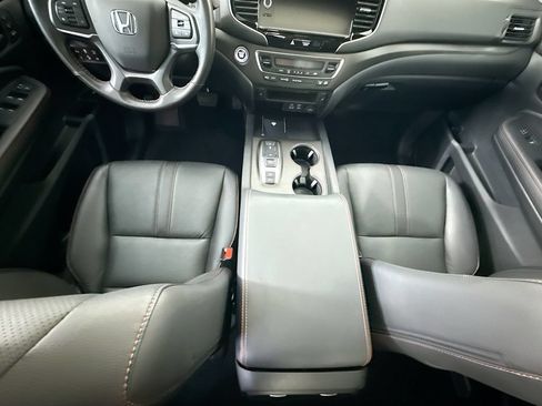 Used 2025 Honda Ridgeline TrailSport image 16
