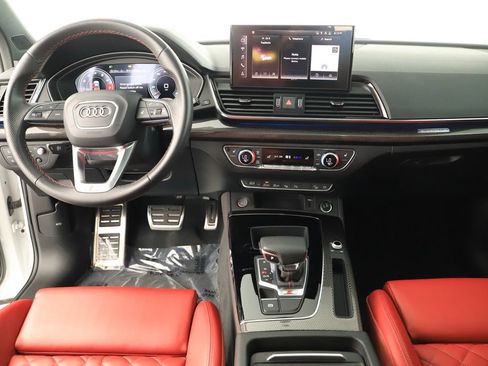 Certified 2023 Audi SQ5 Prestige w/ Prestige Package AWD/4WD image 18