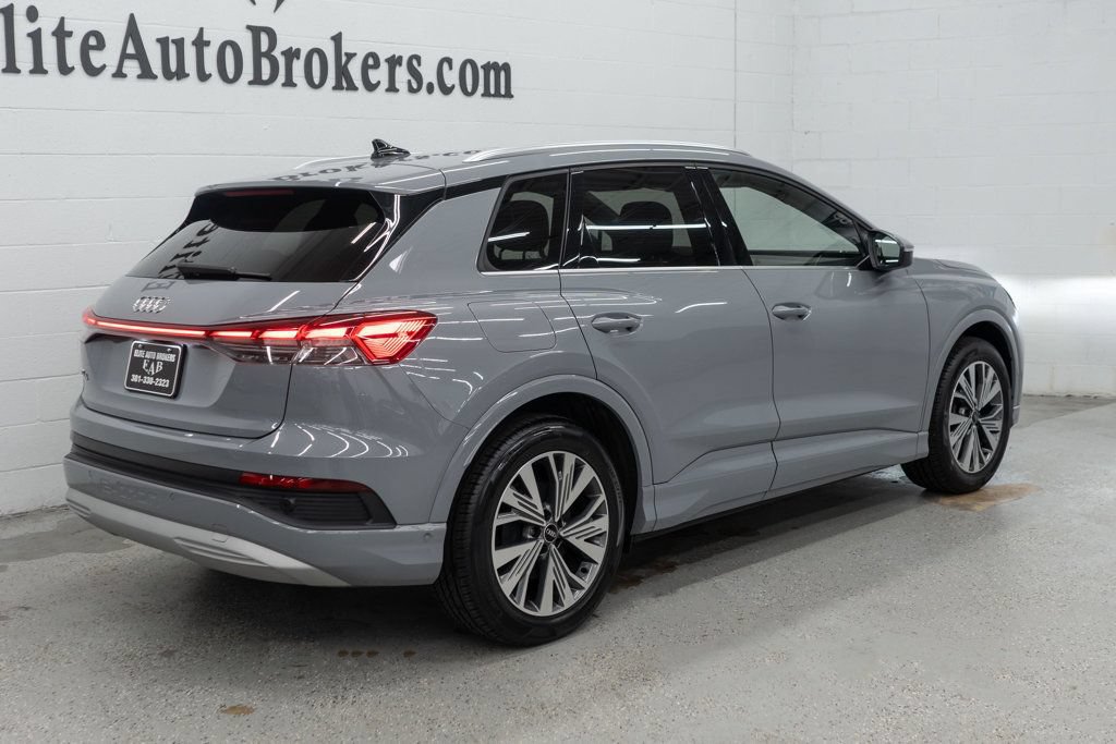Used 2023 Audi Q4 e-tron Premium Plus w/ Premium Plus RWD image 40