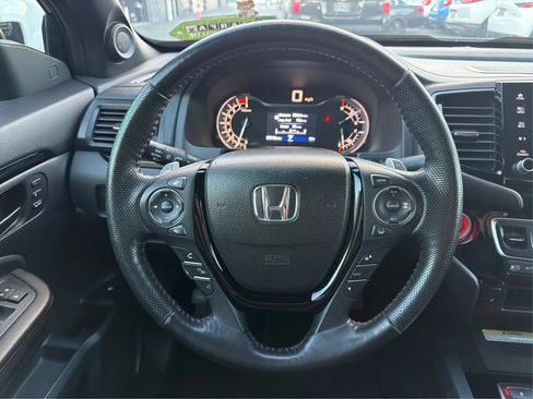 Used 2023 Honda Ridgeline Black Edition image 17