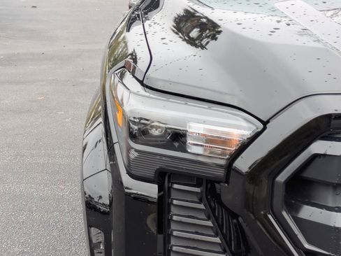 New 2025 Toyota Tacoma SR5 image 11