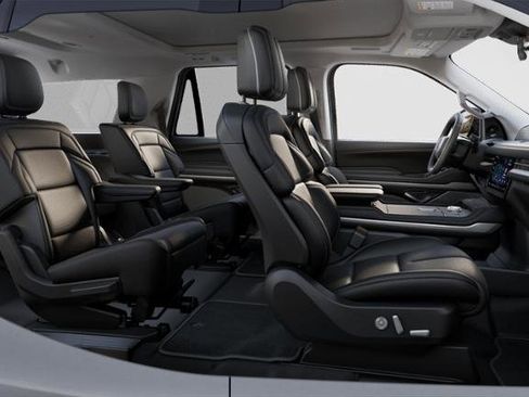 New 2025 Lincoln Navigator L Reserve image 6