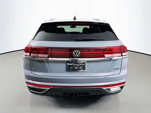 Used 2026 Volkswagen Atlas Cross Sport SEL AWD/4WD image 6