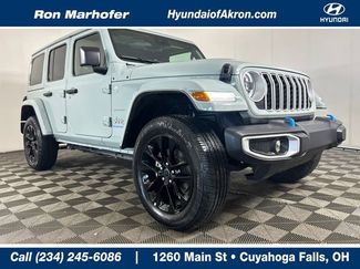 Used 2024 Jeep Wrangler Unlimited Sahara AWD/4WD video 1