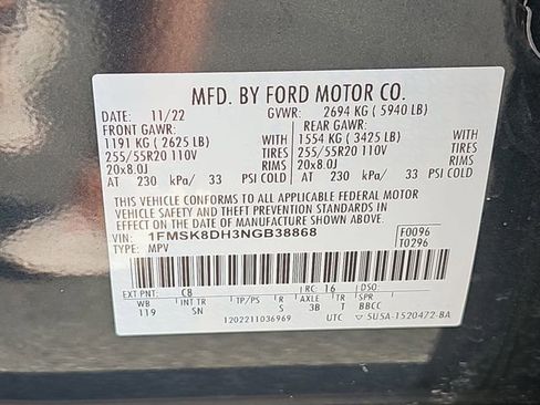 Used 2022 Ford Explorer XLT w/ Equipment Group 202A image 38