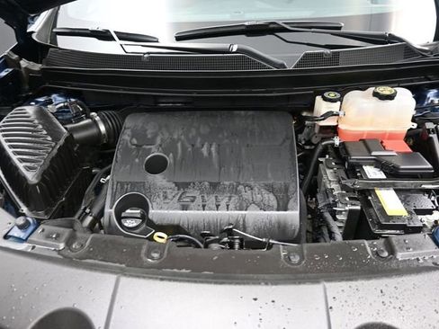 Used 2023 Chevrolet Traverse LT w/ LT Premium Package image 33