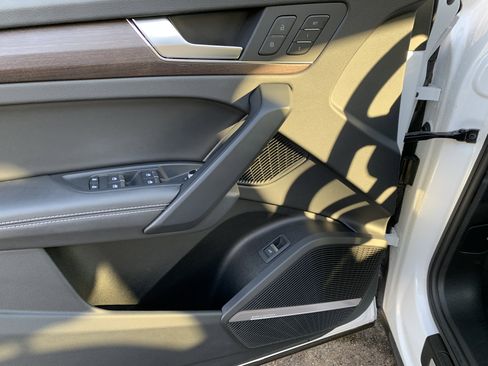 Certified 2022 Audi Q5 2.0T Premium Plus w/ Premium Plus Package image 5