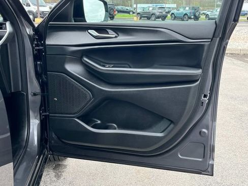 Certified 2024 Jeep Grand Cherokee L Altitude image 13