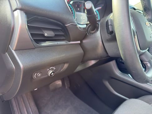 Used 2023 Chevrolet Traverse LT w/ LPO, Floor Liner Package image 15