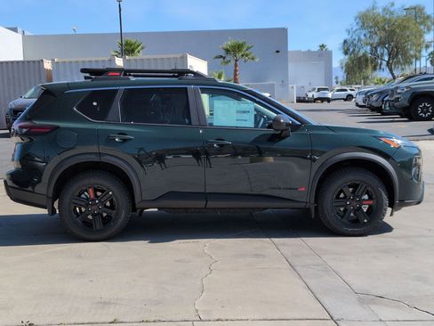 New 2026 Nissan Rogue SV image 5