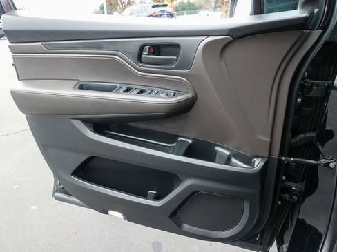 Used 2020 Honda Odyssey EX image 21