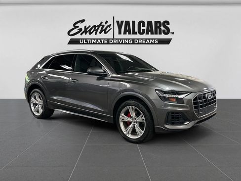 Used 2019 Audi Q8 Premium Plus w/ Premium Plus AWD/4WD image 7