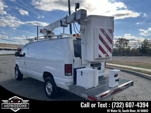 Used 2008 Ford E-350 and Econoline 350 Super Duty image 9