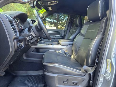 Used 2022 RAM 2500 Laramie AWD/4WD image 30