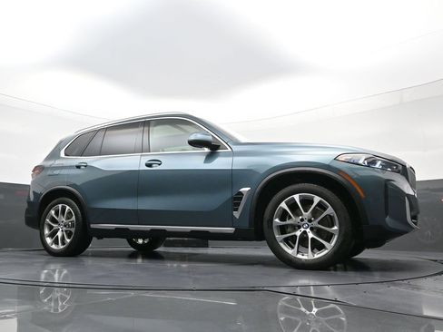 Used 2026 BMW X5 xDrive40i image 22