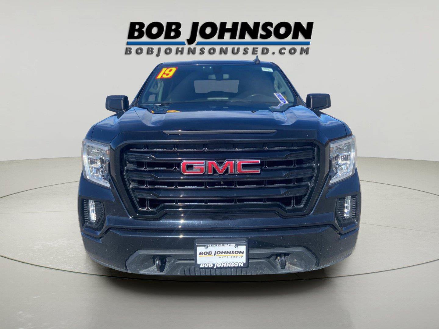 Used 2019 GMC Sierra 1500 Elevation w/ Elevation Convenience Package AWD/4WD image 2