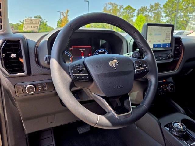 Used 2023 Ford Bronco Sport Outer Banks w/ Tech Package AWD/4WD image 10
