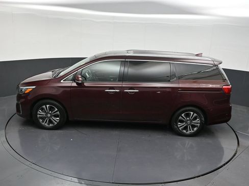 Used 2020 Kia Sedona SX FWD image 16