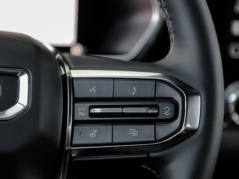 New 2026 GMC Canyon Denali image 27