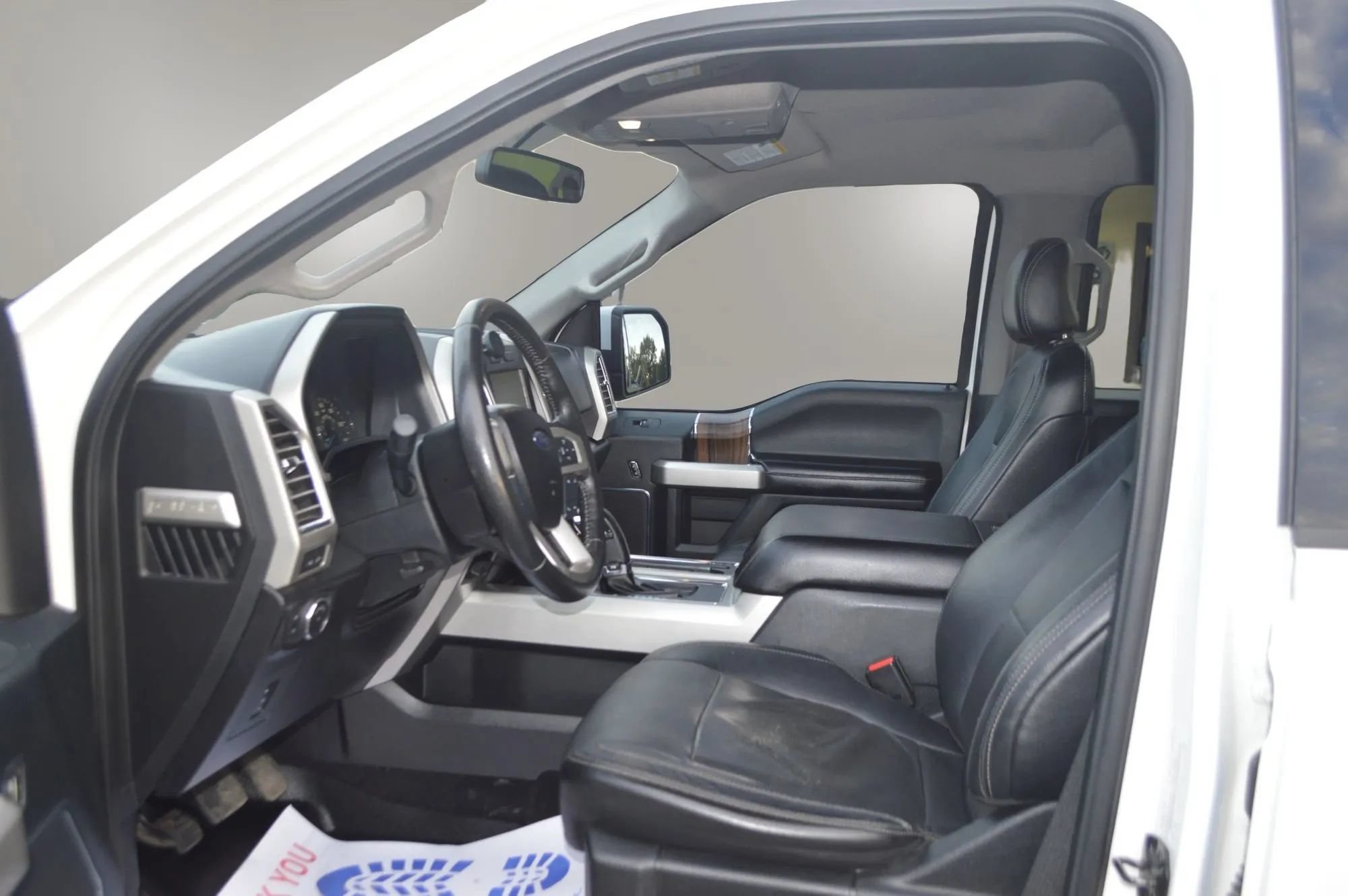 Used 2015 Ford F150 Lariat w/ Equipment Group 501A Mid AWD/4WD image 12