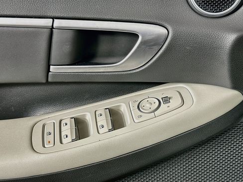 Used 2025 Hyundai Sonata SEL FWD image 15