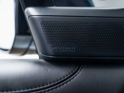 Used 2022 Land Rover Range Rover SE image 15