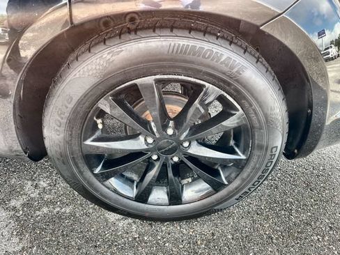 Used 2014 Dodge Avenger SE w/ Blacktop Package FWD image 19