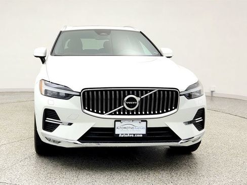 Used 2023 Volvo XC60 B5 Plus w/ Climate Package AWD/4WD image 2