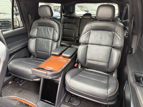 Used 2025 Lincoln Navigator L Black Label image 20