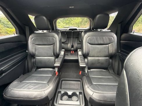 Used 2020 Ford Explorer Limited w/ Class III Trailer Tow Package AWD/4WD image 28