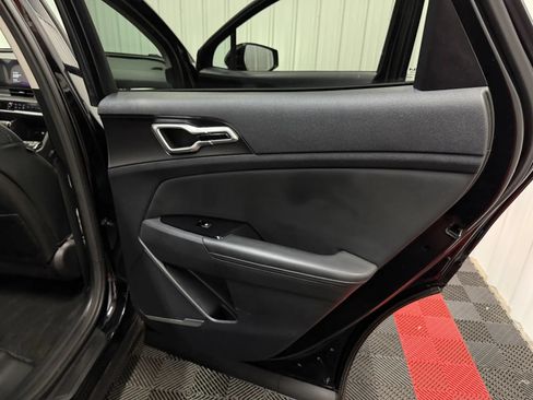 Used 2023 Kia Sportage EX FWD image 42