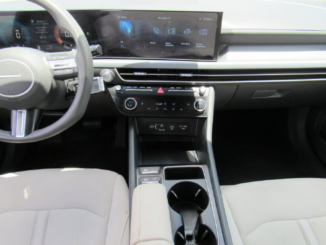 Used 2025 Hyundai Sonata SEL FWD image 16