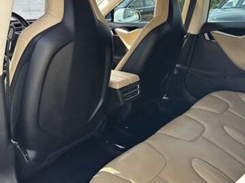 Used 2014 Tesla Model S image 21