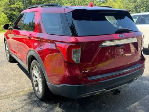Used 2020 Ford Explorer XLT w/ Equipment Group 202A RWD image 6