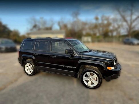 Used 2016 Jeep Patriot Latitude image 7