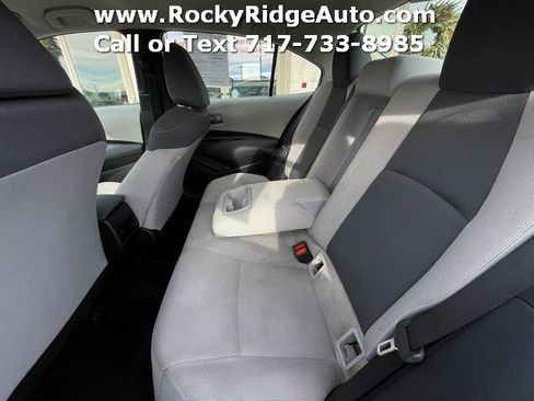 Used 2022 Toyota Corolla LE image 14