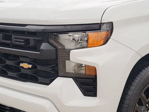Used 2023 Chevrolet Silverado 1500 Custom RWD image 6
