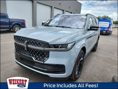 Used 2025 Lincoln Navigator Reserve w/ Jet Appearance Package
