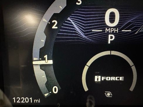 Used 2025 Toyota 4Runner SR5 image 24