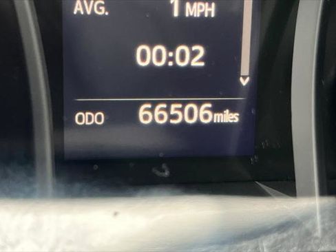 Certified 2018 Toyota Camry LE image 26