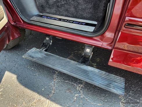 Used 2024 Chevrolet Express 2500 image 27