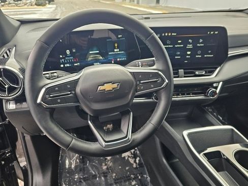 Used 2025 Chevrolet Equinox LT image 15