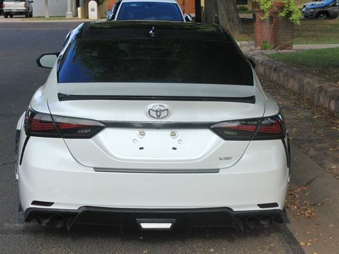 Used 2019 Toyota Camry XSE w/ Protection Package (Q2) FWD image 5