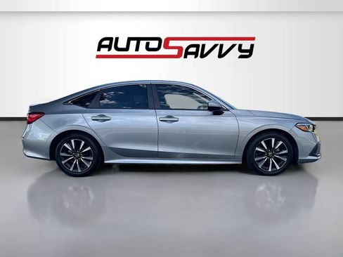 Used 2024 Honda Civic EX image 8