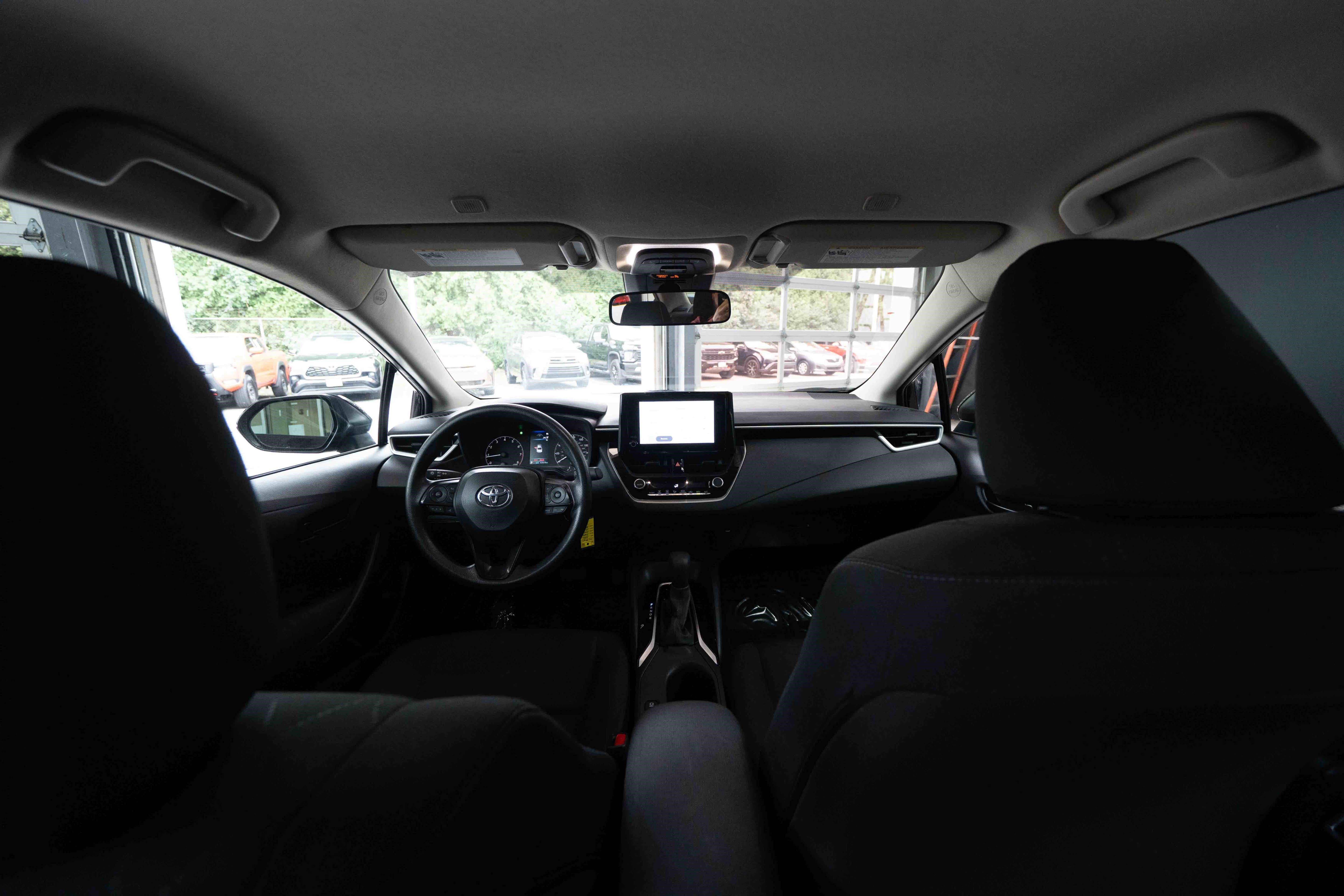 Used 2024 Toyota Corolla LE FWD image 19