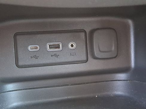 Certified 2023 Chevrolet Equinox LT AWD/4WD image 26